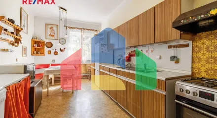 На продажу виллы 320 m², земельный участок 1286 m²