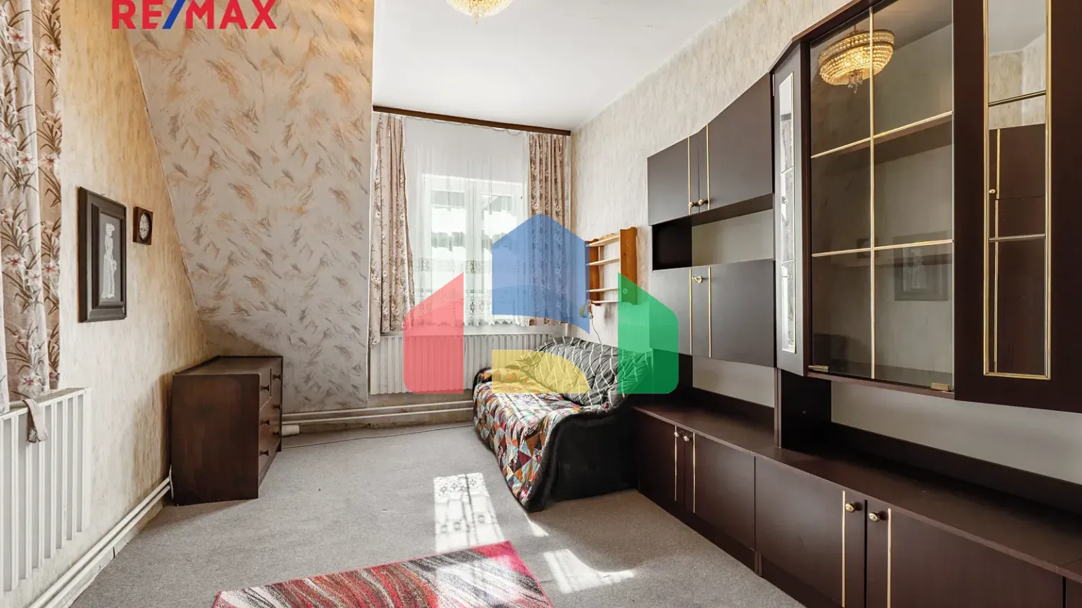 На продажу виллы 320 m², земельный участок 1286 m²