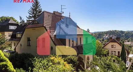 На продажу виллы 320 m², земельный участок 1286 m²