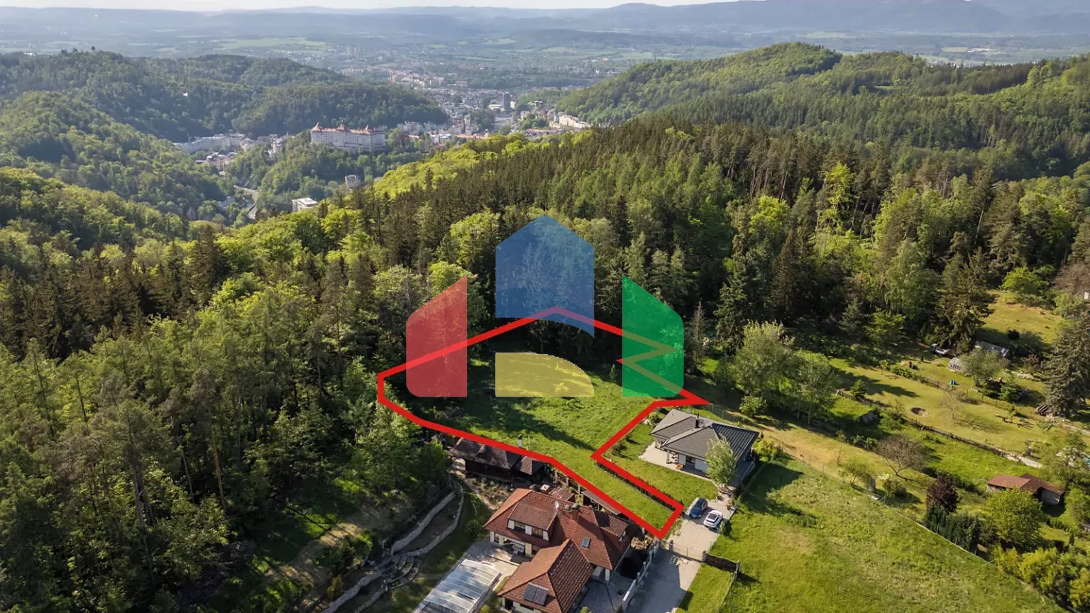 На продажу участки под строительство 3902 m²