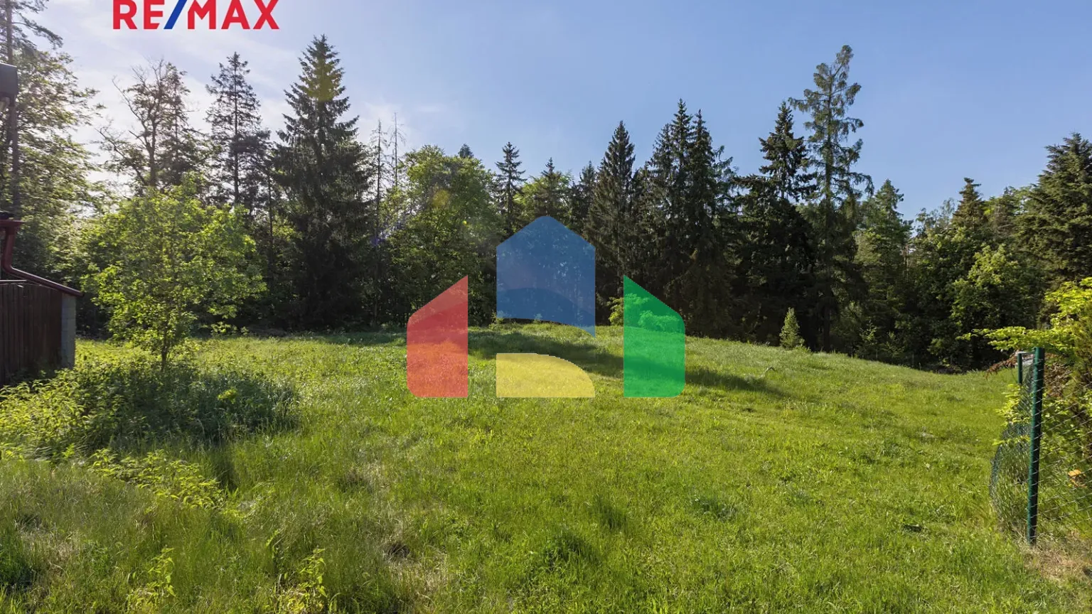 На продажу участки под строительство 3902 m²