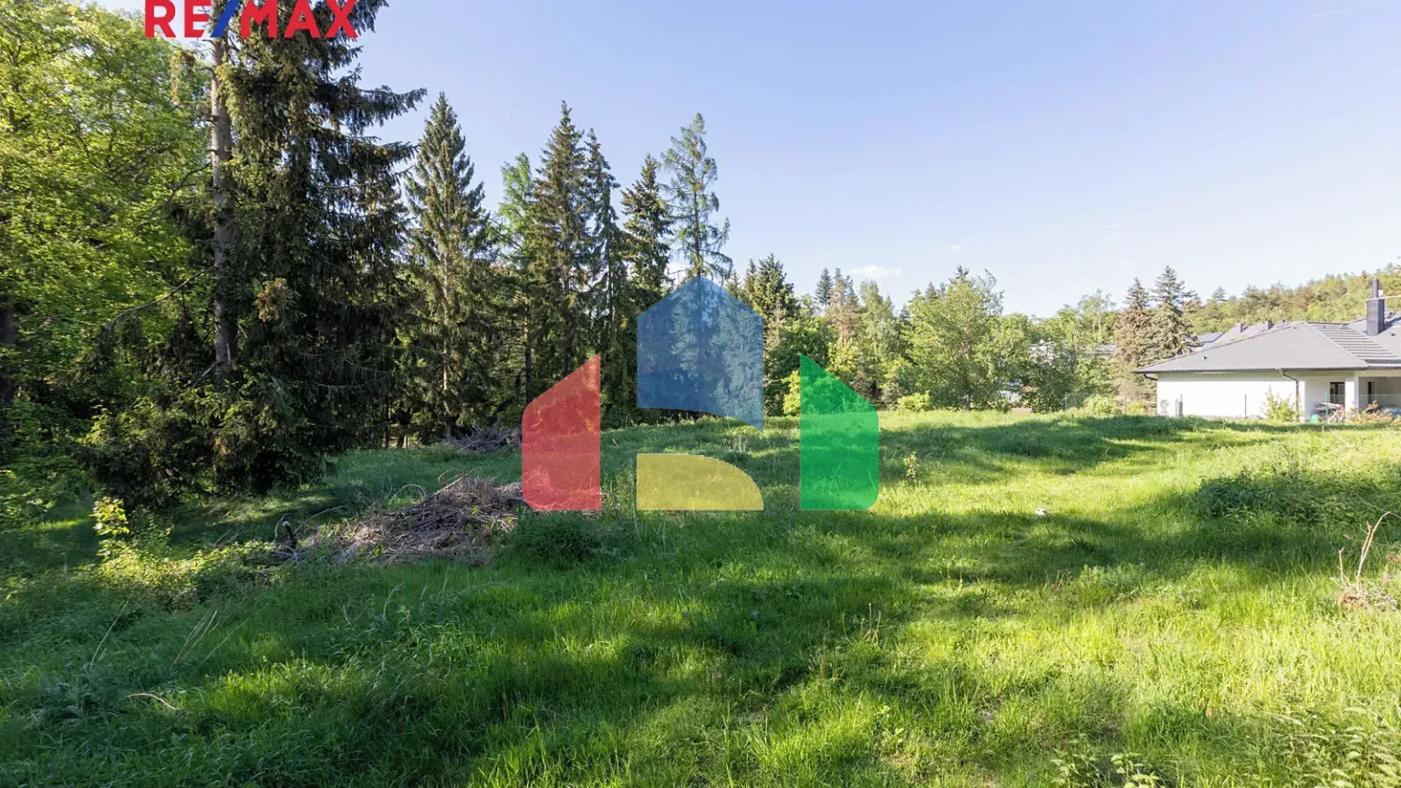 На продажу участки под строительство 3902 m²