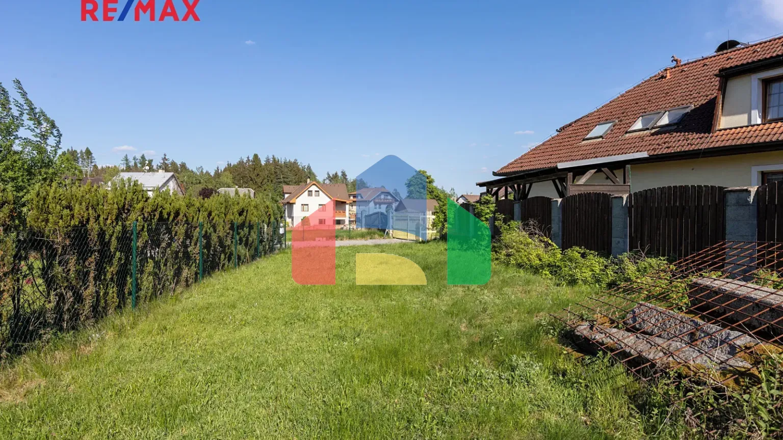 На продажу участки под строительство 3902 m²