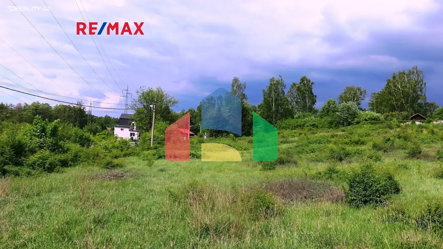 На продажу участки под строительство 4885 m²