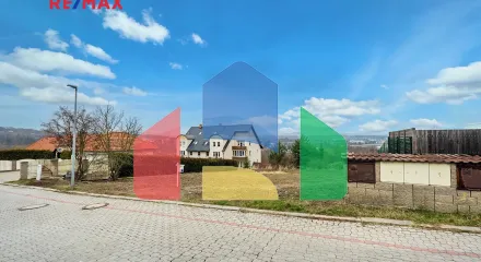 На продажу участки под строительство 822 m²