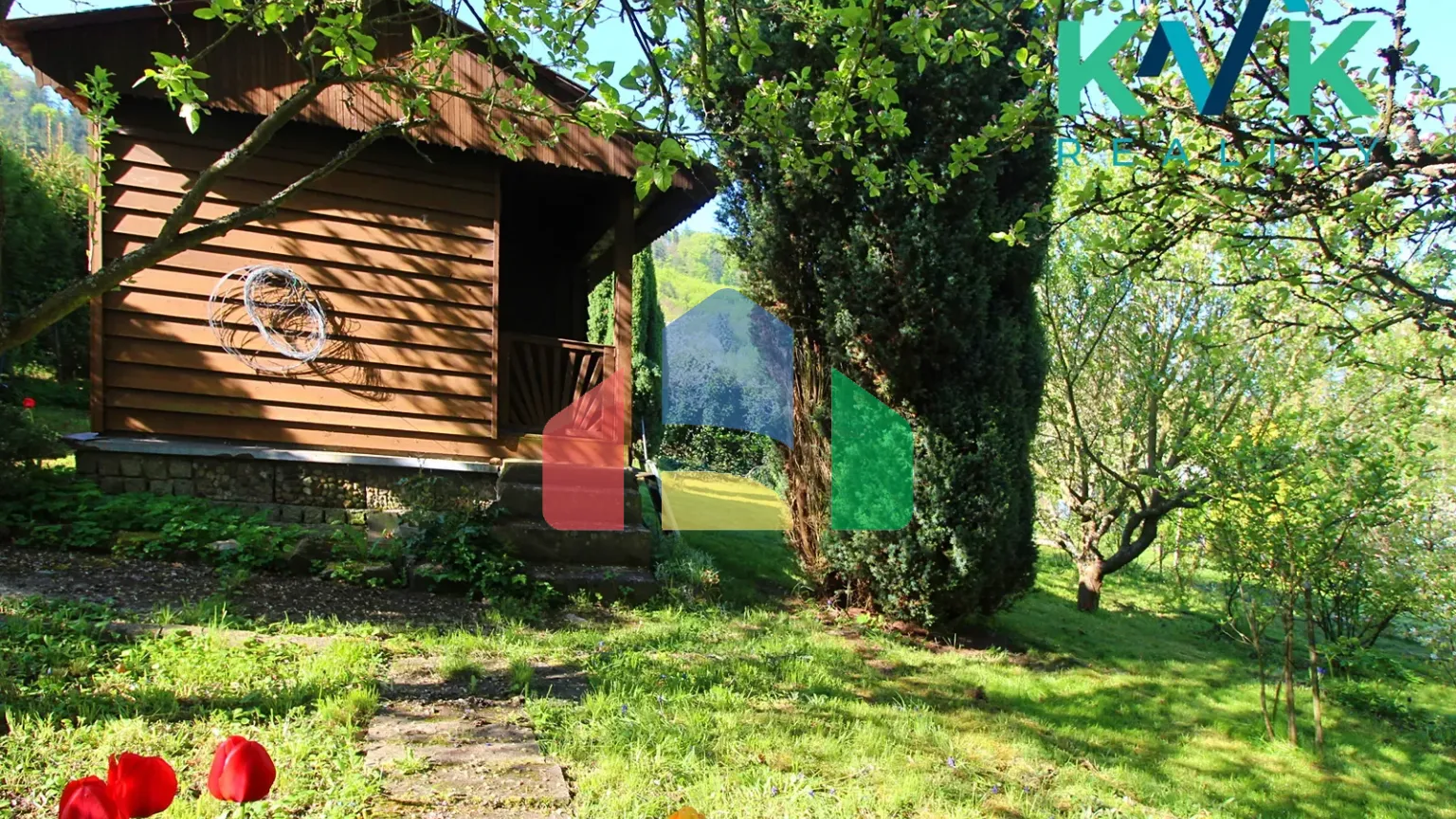 На продажу хижины 23 m², земельный участок 392 m²