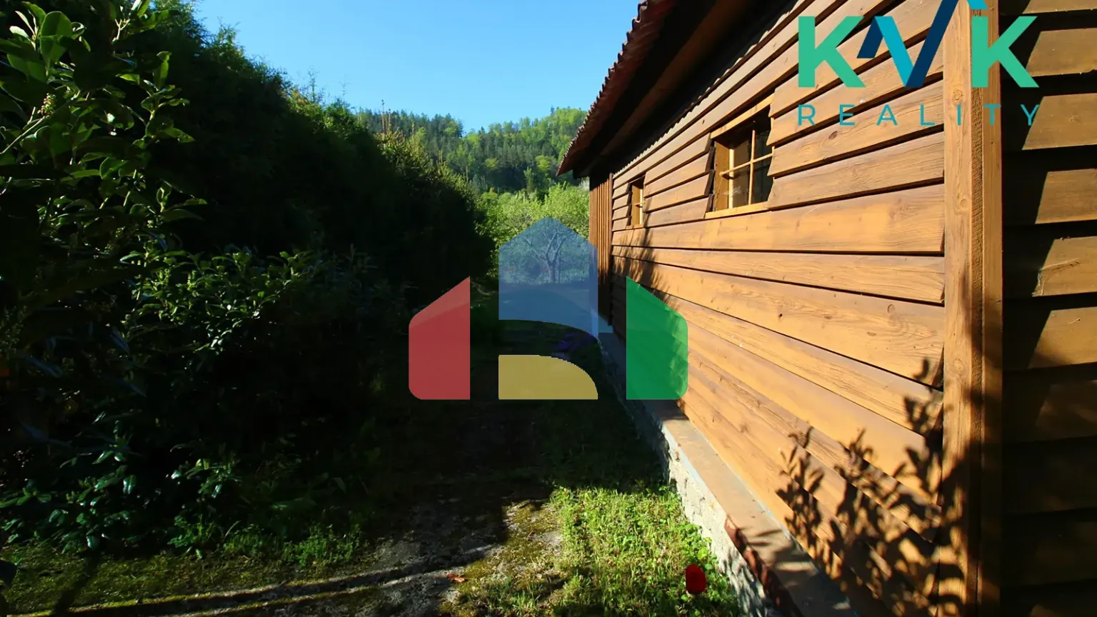 На продажу хижины 23 m², земельный участок 392 m²