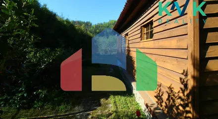 На продажу хижины 23 m², земельный участок 392 m²