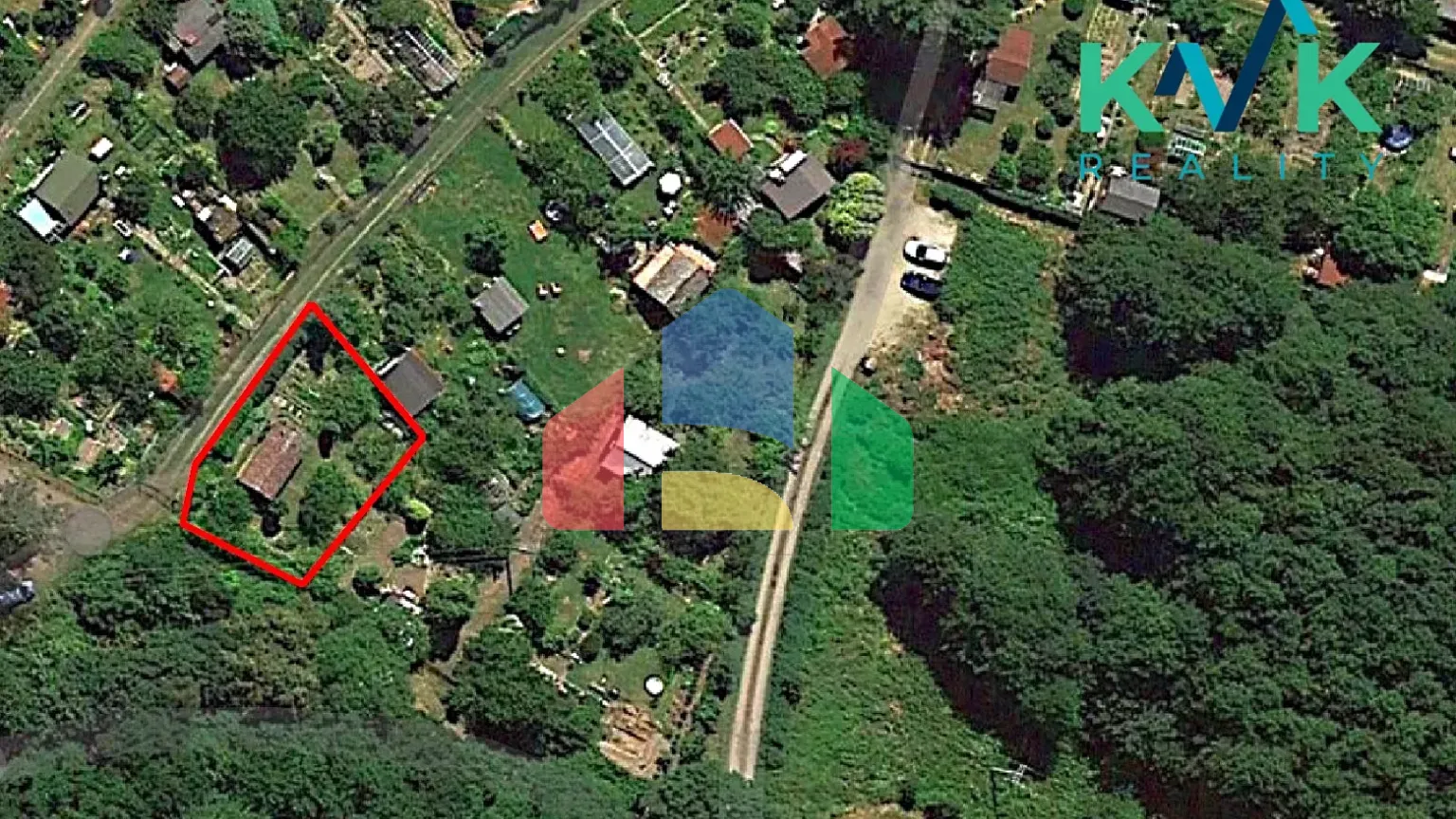 На продажу хижины 23 m², земельный участок 392 m²