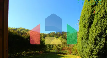 На продажу хижины 23 m², земельный участок 392 m²