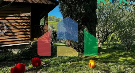 На продажу хижины 23 m², земельный участок 392 m²