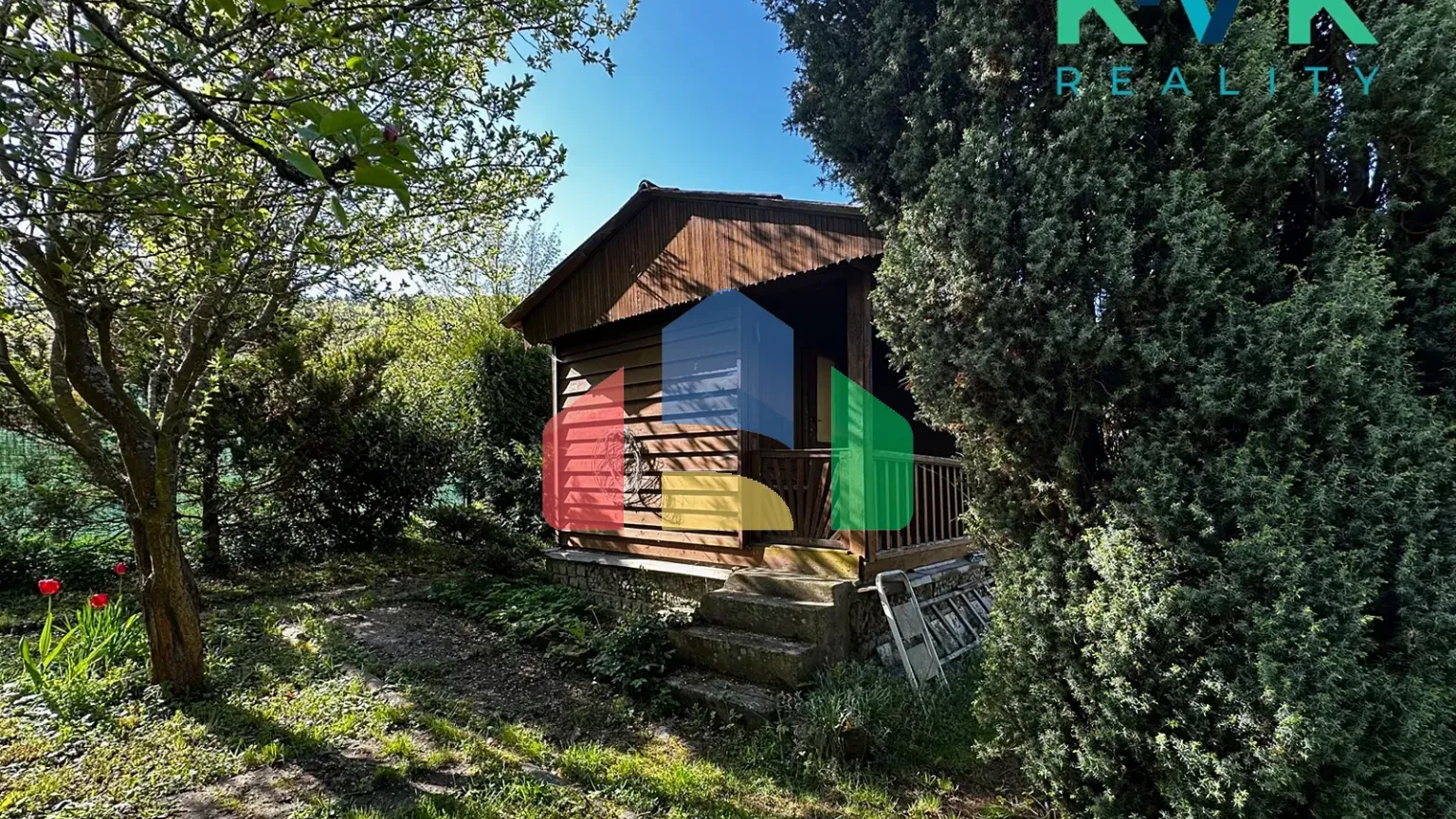 На продажу хижины 23 m², земельный участок 392 m²