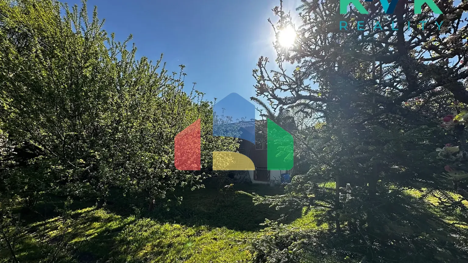 На продажу хижины 23 m², земельный участок 392 m²