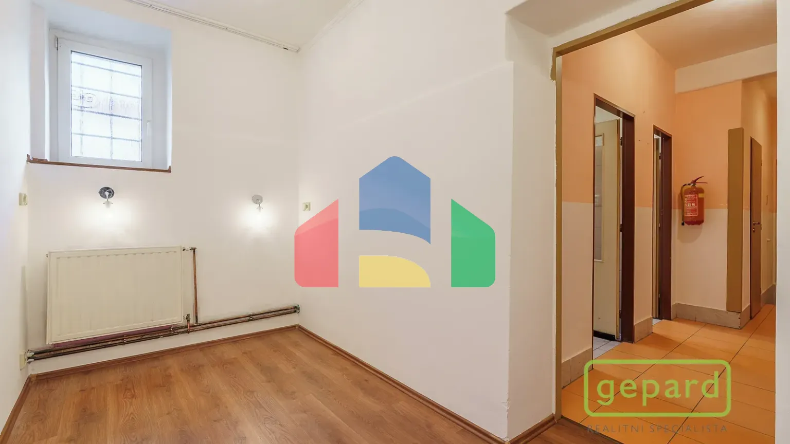 На продажу квартира не стандарт 120 m²