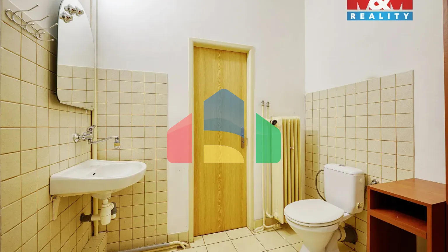 На продажу квартира 3-комн. студия 72 m²