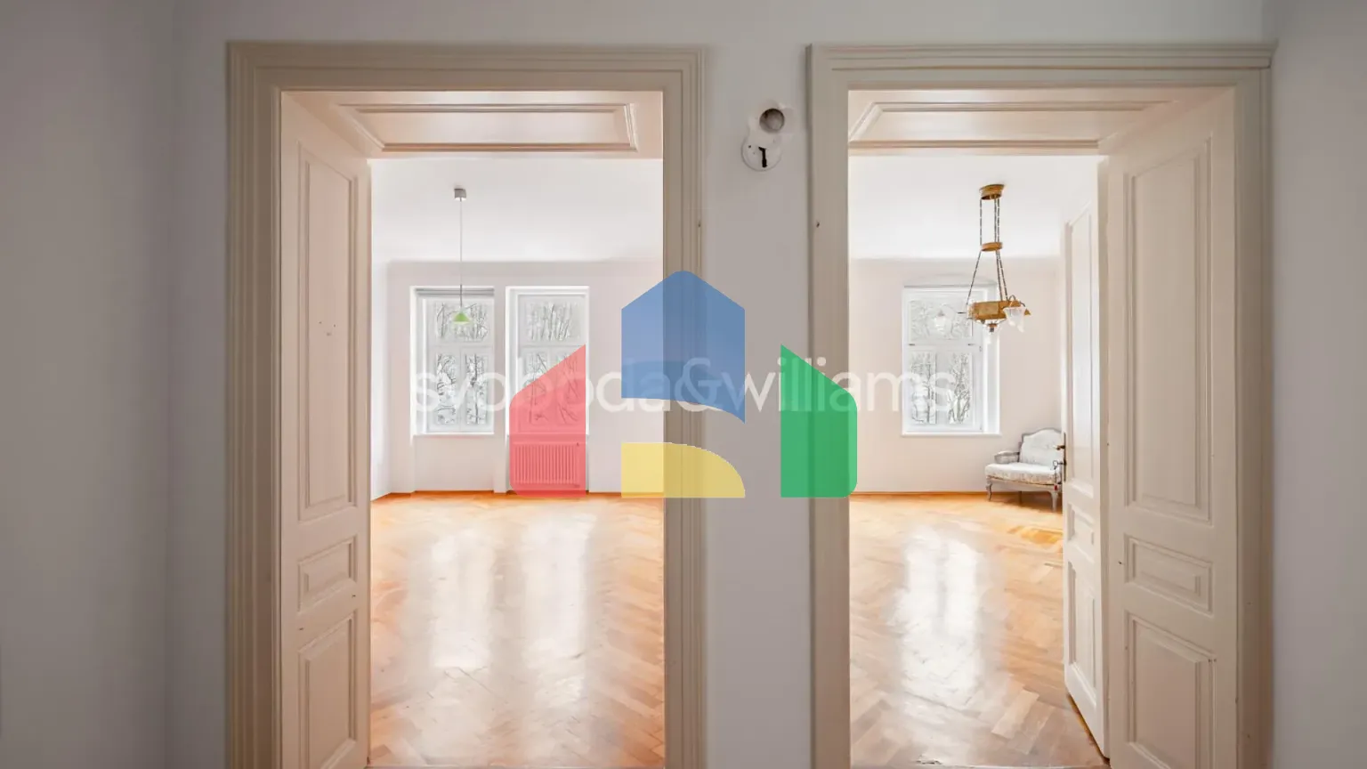 На продажу квартира 2-комн. студия 77 m²