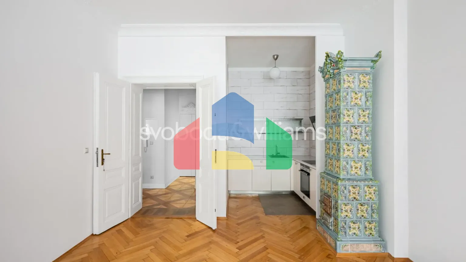 На продажу квартира 2-комн. студия 77 m²