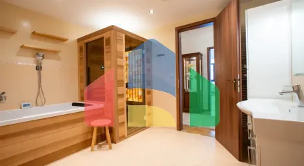 На продажу квартира 3-комн. студия 137 m²