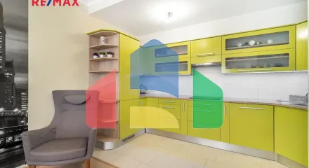 На продажу квартира 4-комн. студия 171 m²