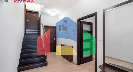 На продажу квартира 4-комн. студия 171 m²