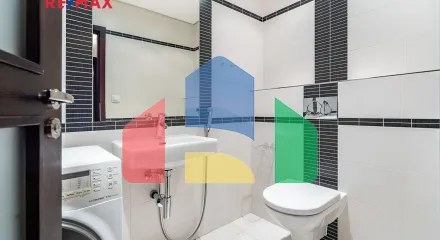 На продажу квартира 4-комн. студия 171 m²