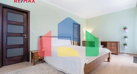 На продажу квартира 4-комн. студия 171 m²