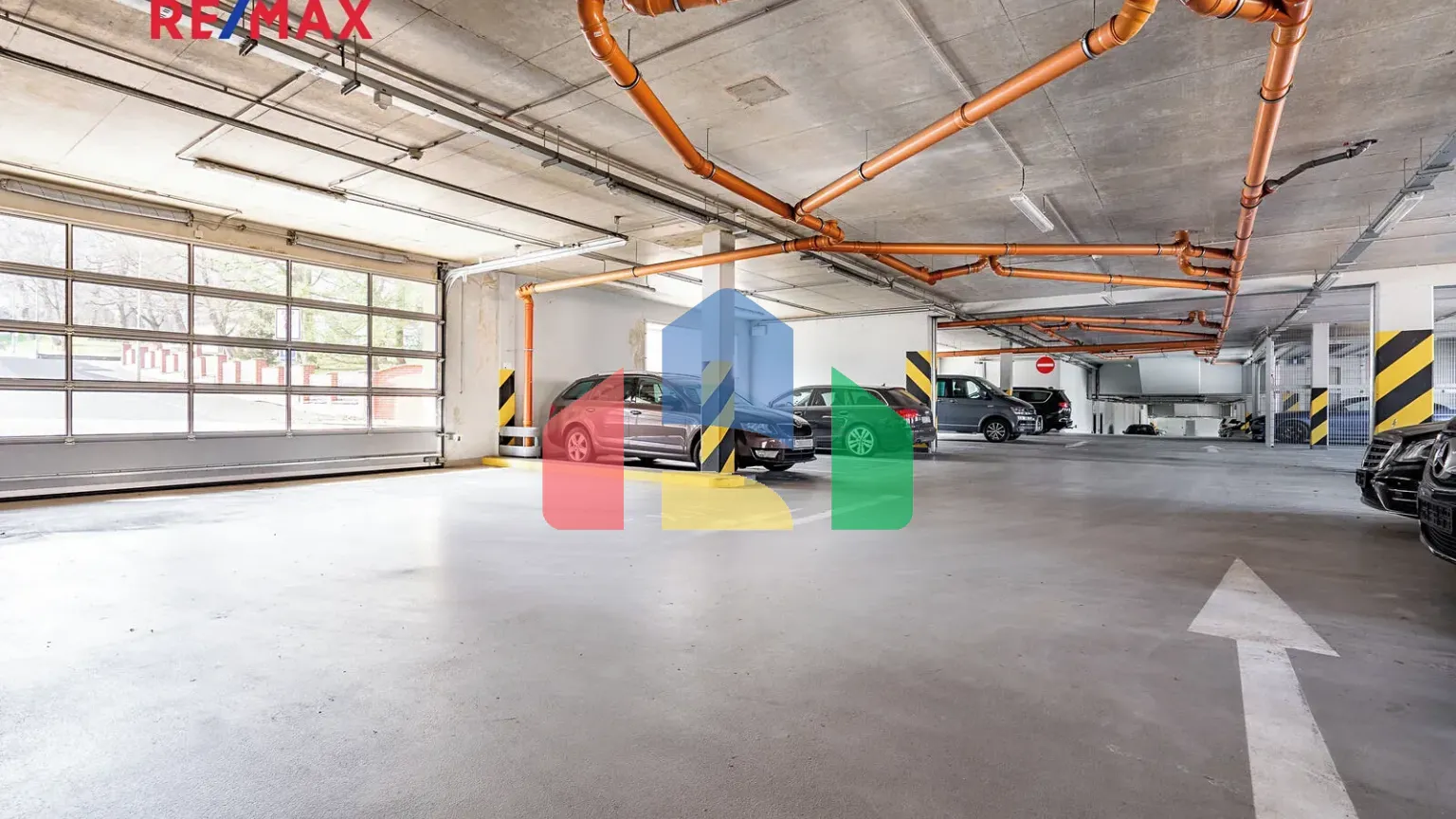 На продажу квартира 4-комн. студия 171 m²