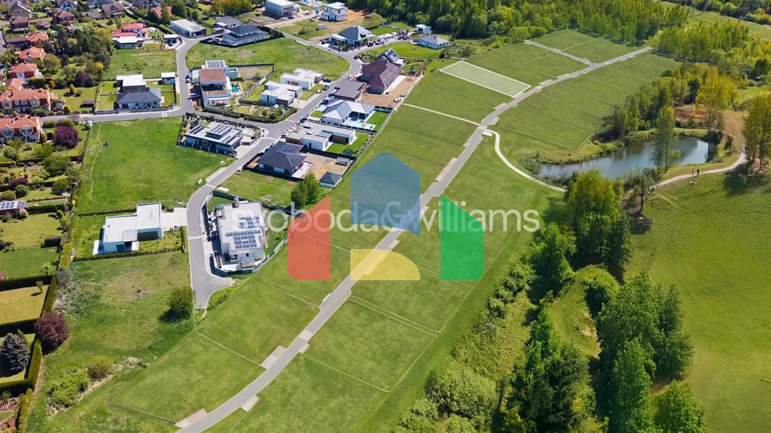 На продажу участки под строительство 1167 m²