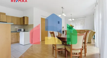 На продажу семейные дома 137 m², земельный участок 458 m²