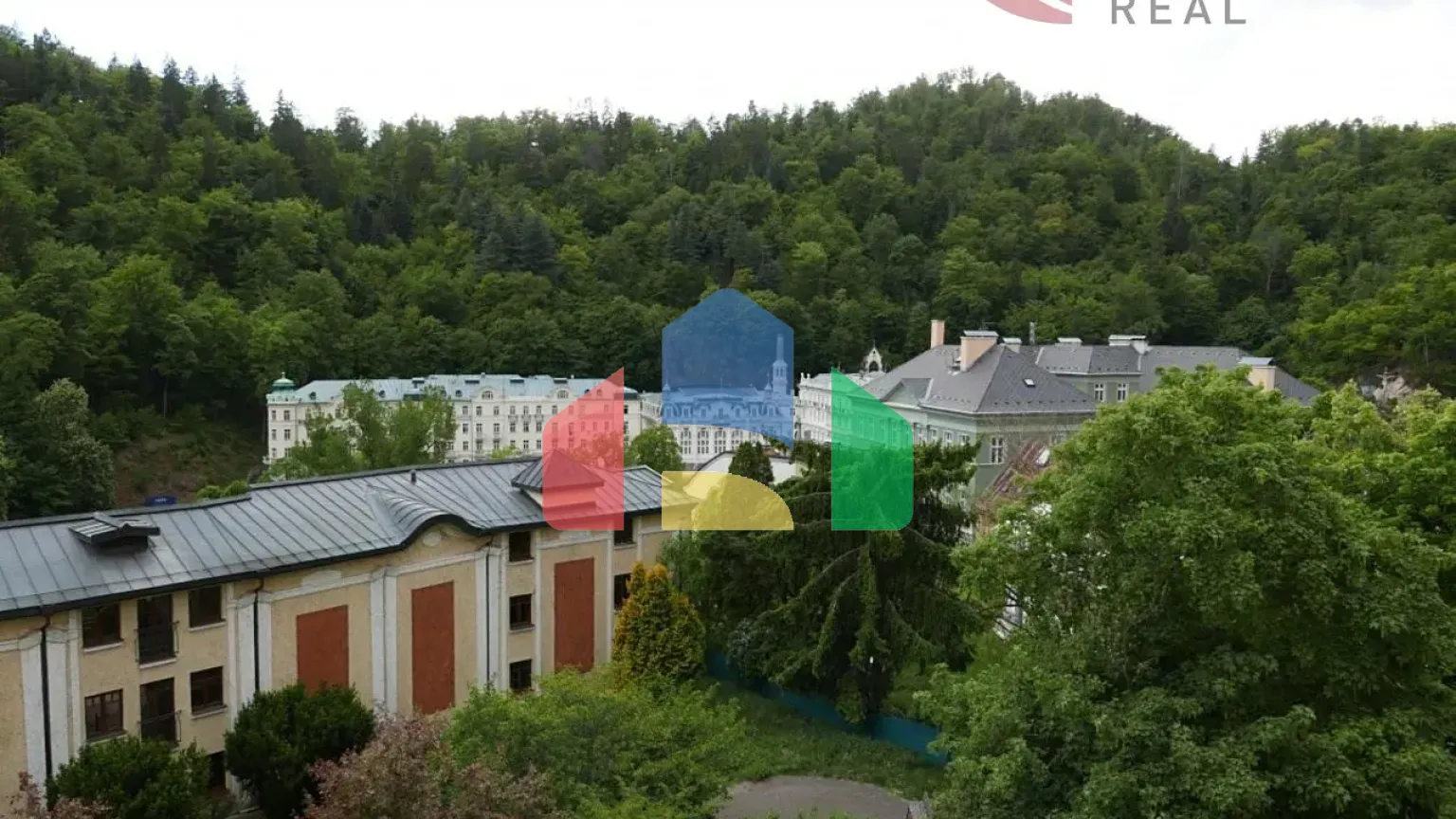 На продажу квартира 4+1 103 m²