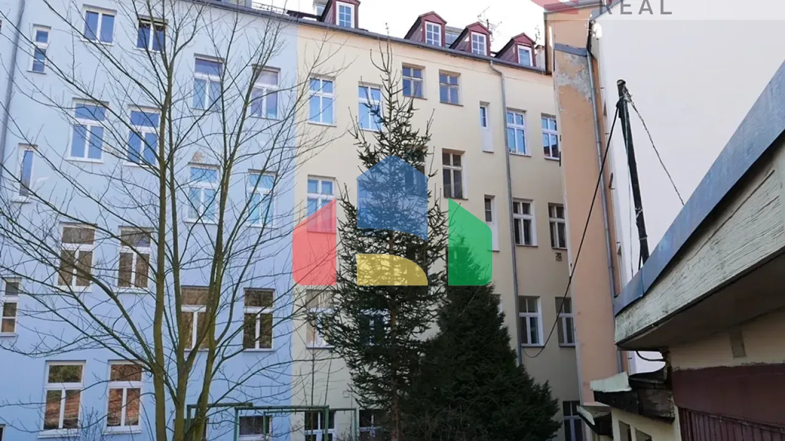 На продажу квартира 4+1 103 m²