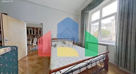 На продажу квартира 3-комн. студия 88 m²