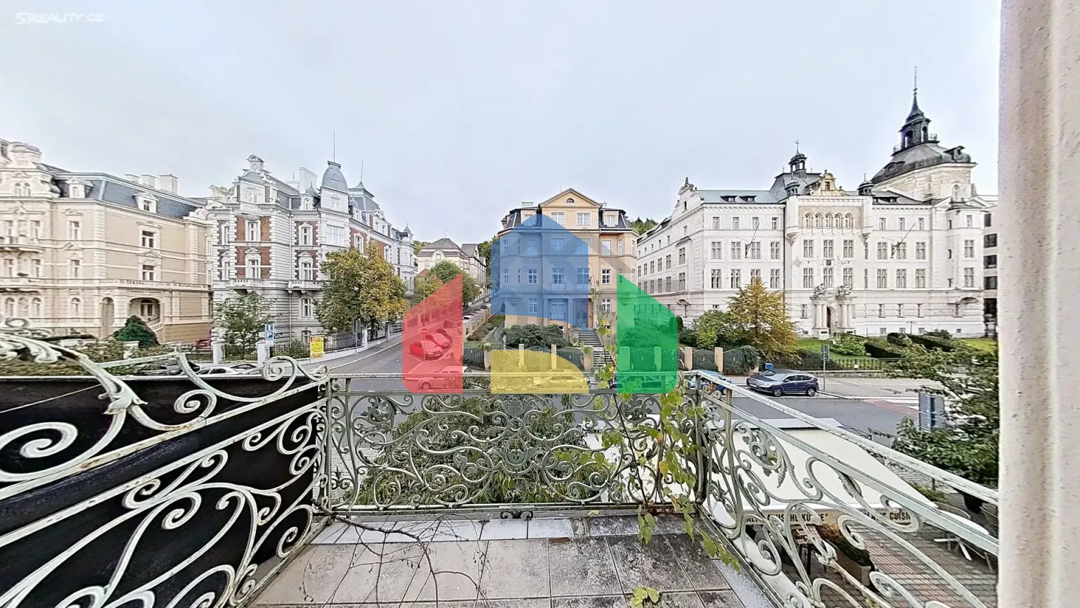 На продажу квартира 3-комн. студия 88 m²