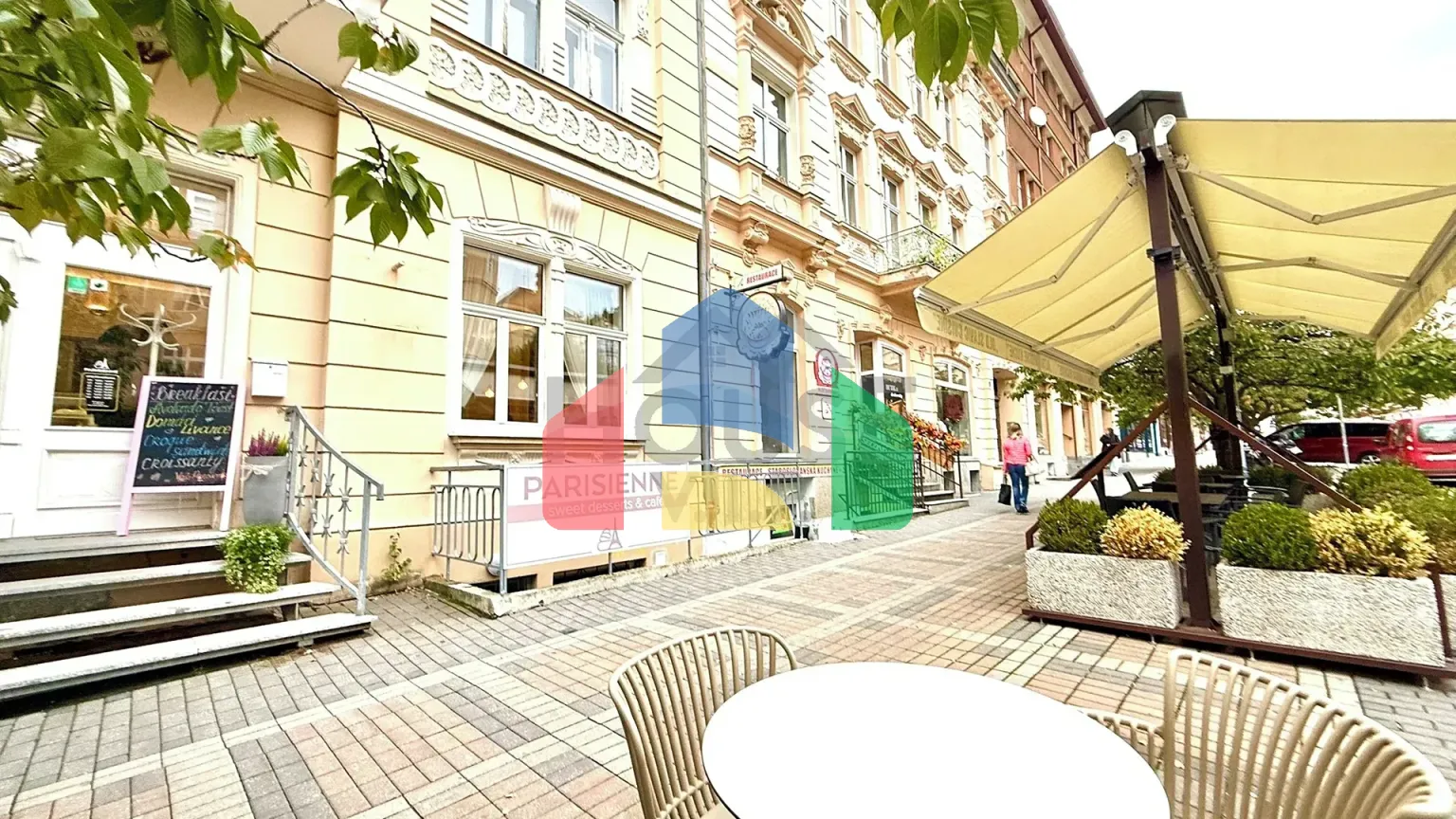 На продажу квартира 3-комн. студия 88 m²