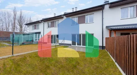 На продажу семейные дома 216 m², земельный участок 227 m²