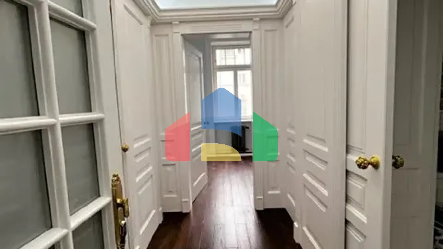 На продажу квартира 2-комн. студия 90 m²