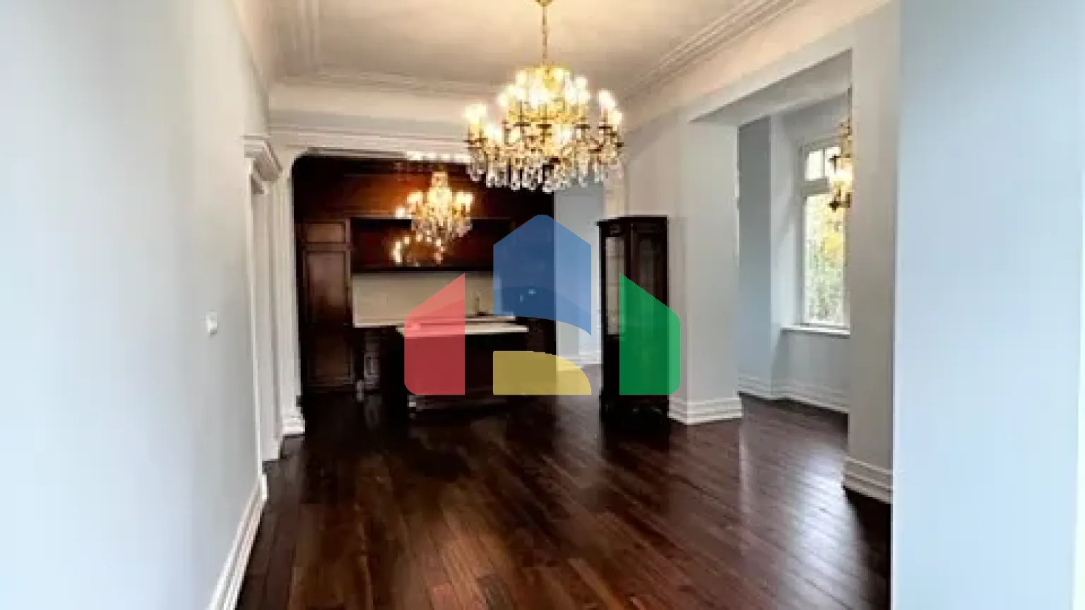 На продажу квартира 2-комн. студия 90 m²