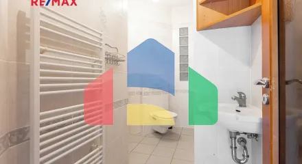 На продажу квартира 3-комн. студия 120 m²