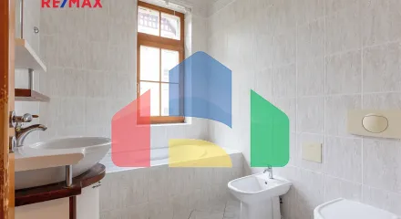 На продажу квартира 3-комн. студия 120 m²