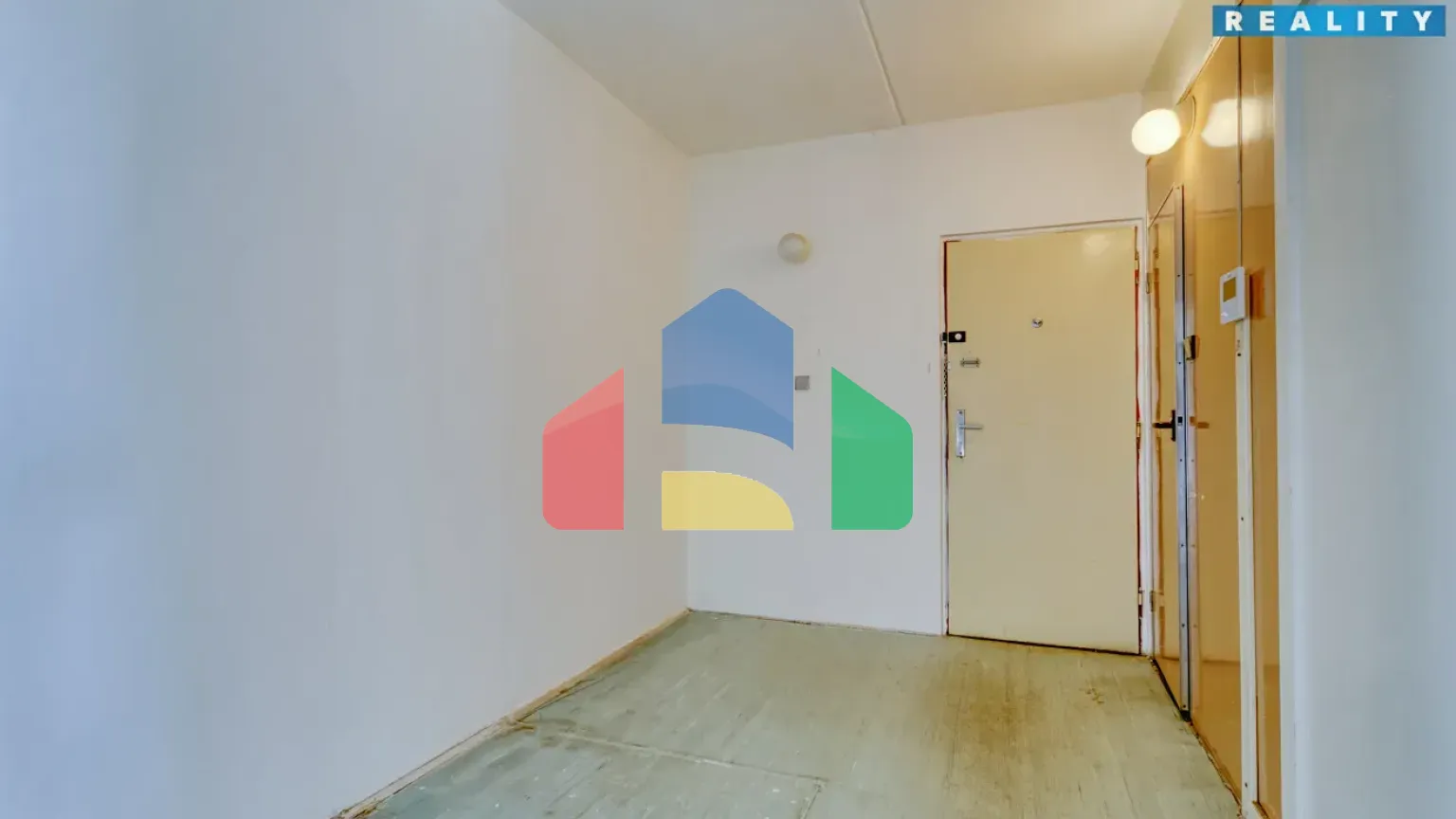 На продажу квартира 2+1 60 m²