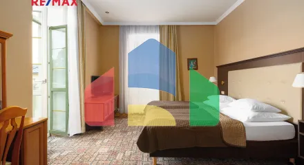 На продажу отели, гостиницы 1580 m²