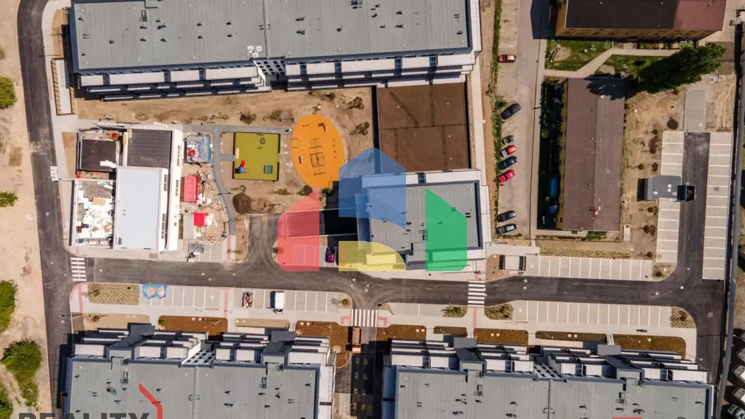 На продажу квартира 3-комн. студия 85 m²