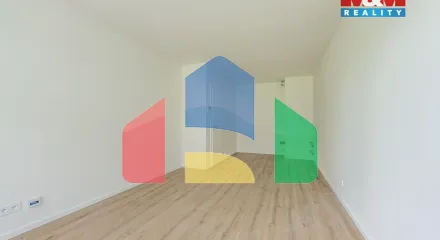 На продажу квартира 4-комн. студия 227 m²