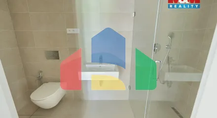 На продажу квартира 4-комн. студия 227 m² На продажу квартира 4-комн. студия 227 m²