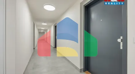 На продажу квартира 4-комн. студия 227 m² На продажу квартира 4-комн. студия 227 m²