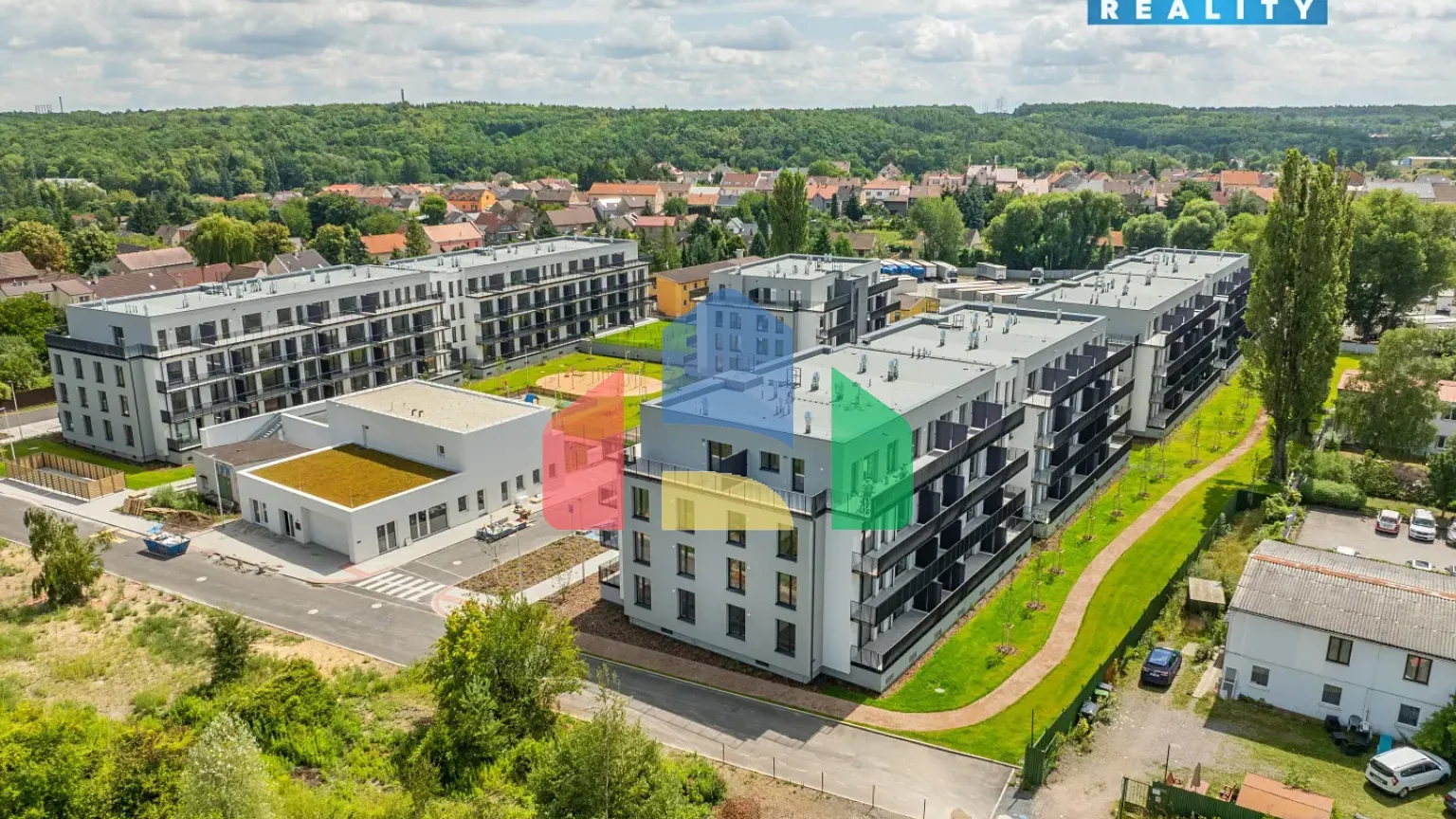 На продажу квартира 4-комн. студия 227 m²