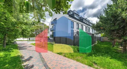 На продажу квартира 4-комн. студия 150 m² На продажу квартира 4-комн. студия 150 m²