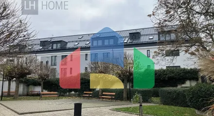 На продажу квартира 4-комн. студия 150 m² На продажу квартира 4-комн. студия 150 m²