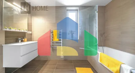 На продажу квартира 4-комн. студия 150 m² На продажу квартира 4-комн. студия 150 m²