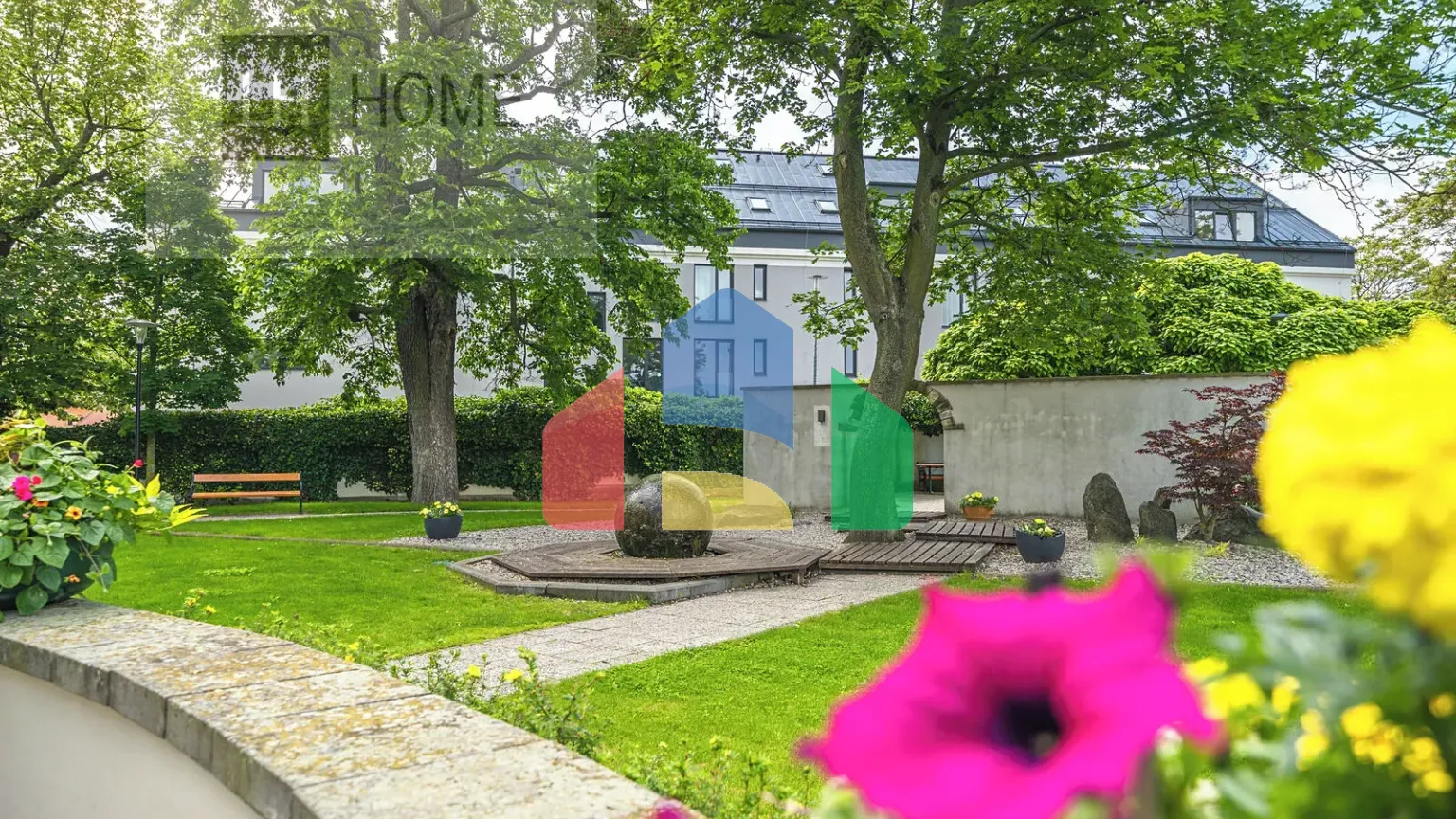 На продажу квартира 4-комн. студия 150 m²